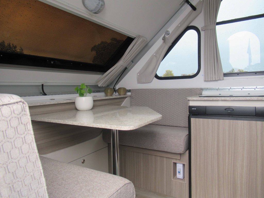 Donehues_Leisure_New_Avan_Cruiseliner_Adventure_Plus_Camper_Mt-Gambier_1235313-1024x768